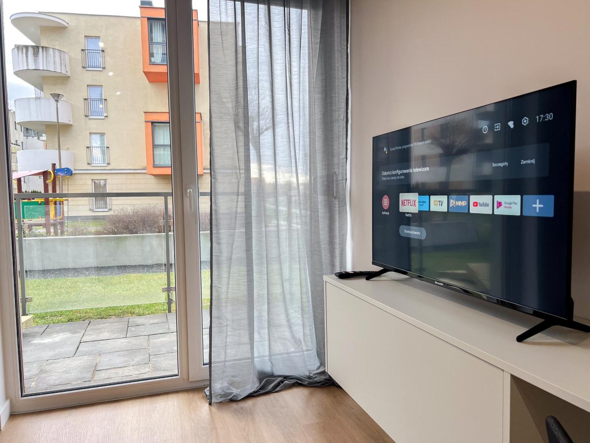 Modern Suites Koszyka 45 Opole Bagian luar foto