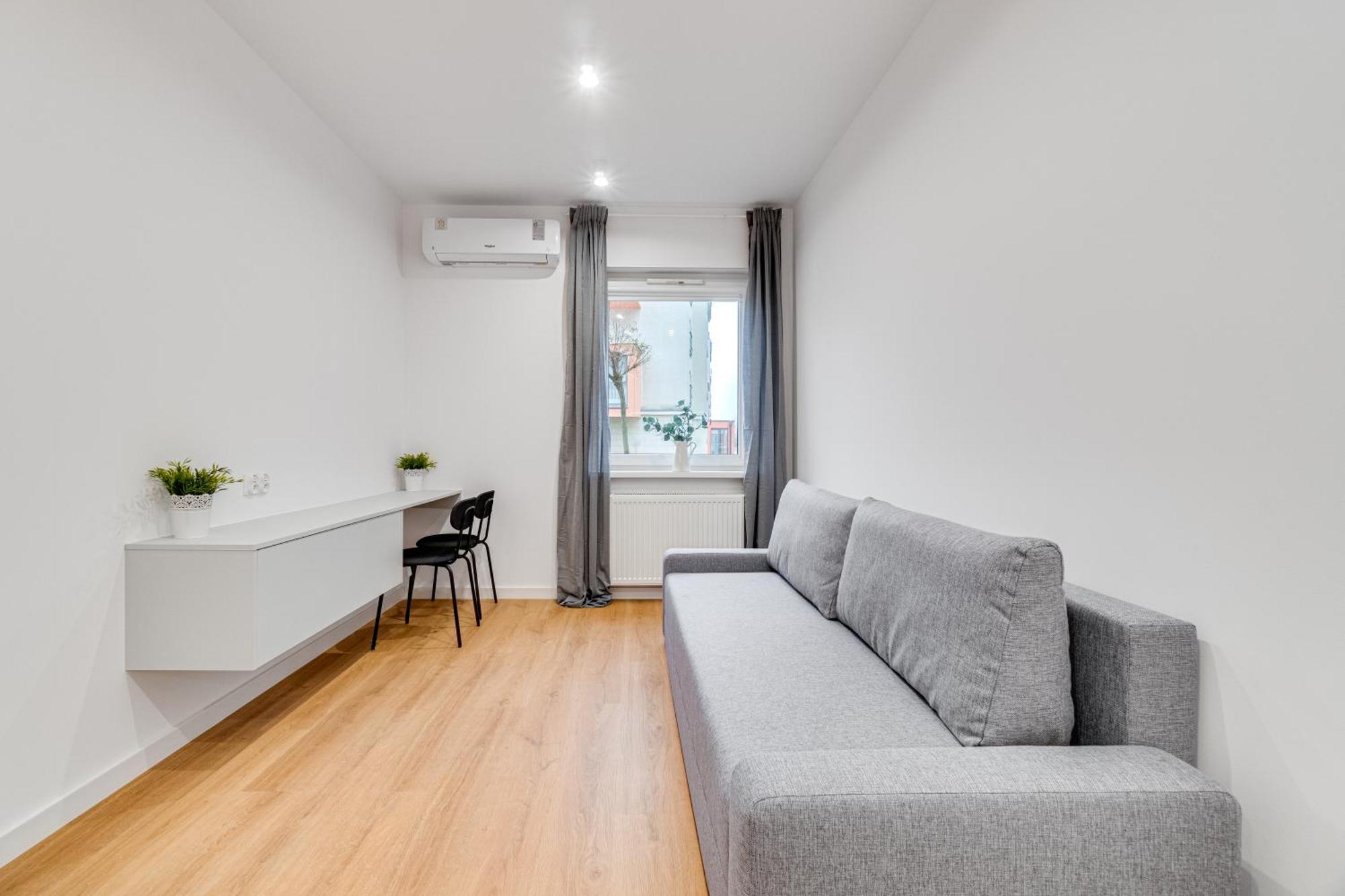 Modern Suites Koszyka 45 Opole Bagian luar foto