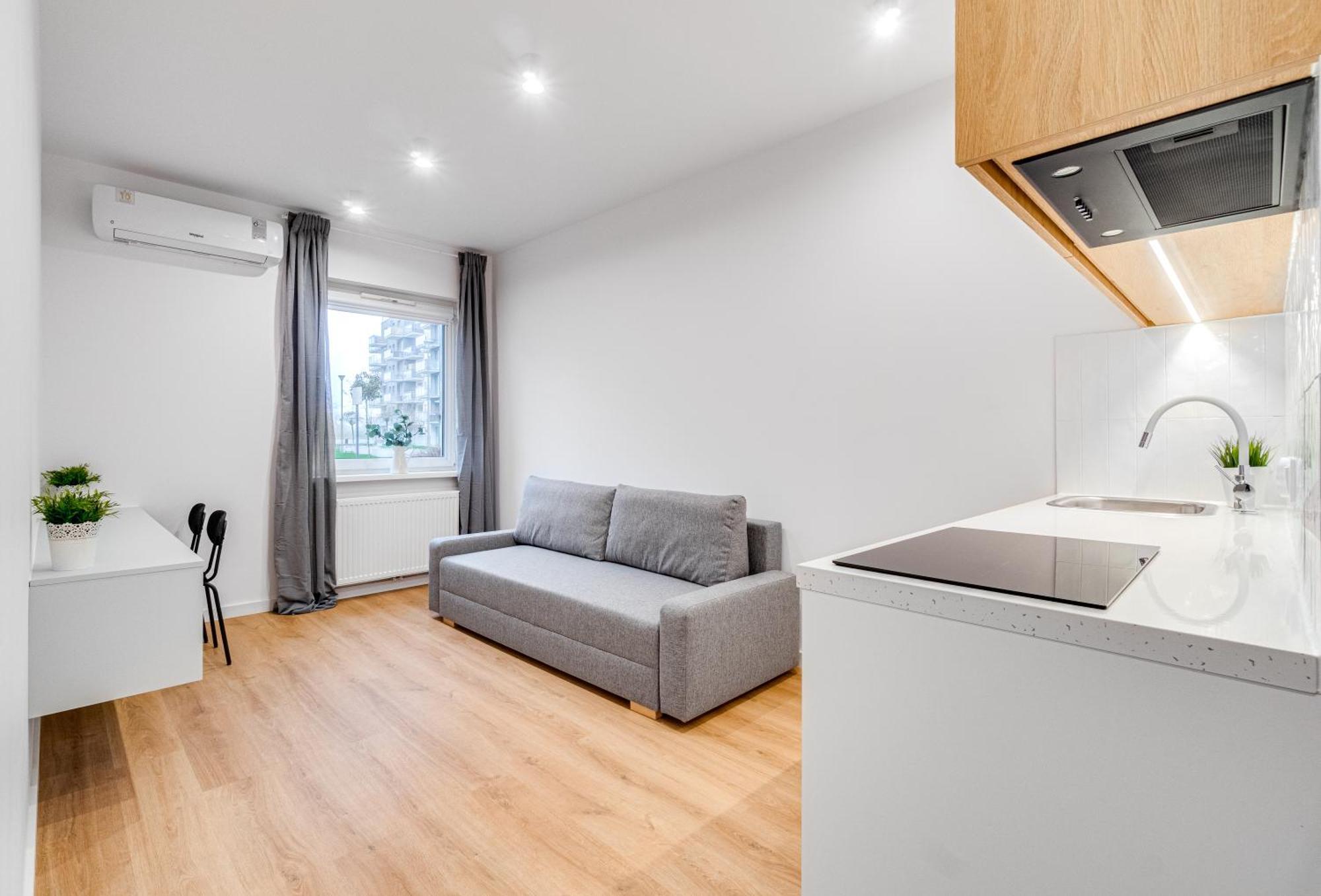 Modern Suites Koszyka 45 Opole Bagian luar foto